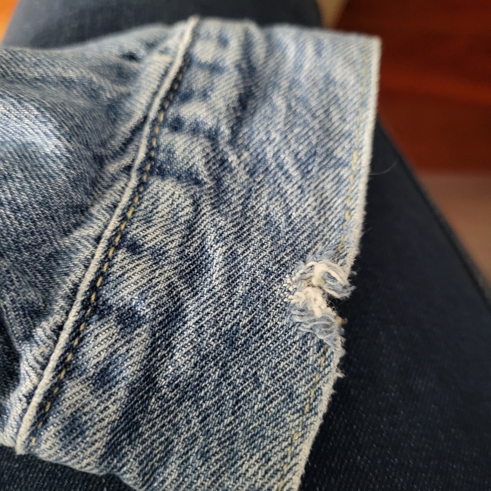 Levi Strauss Women's Jean Trucker Jacket Size M 21725-1283 - Picture 7 of 7
